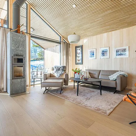Gaustatoppen, Gaustablikk, Sol Og Utsikt, In Out * Gaustablikk
